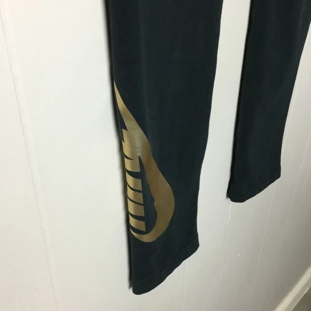 Nike 7/8 Workout Leggings Black & Gold Size M Workout Gym